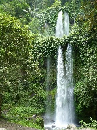 Air terjun sendang gile