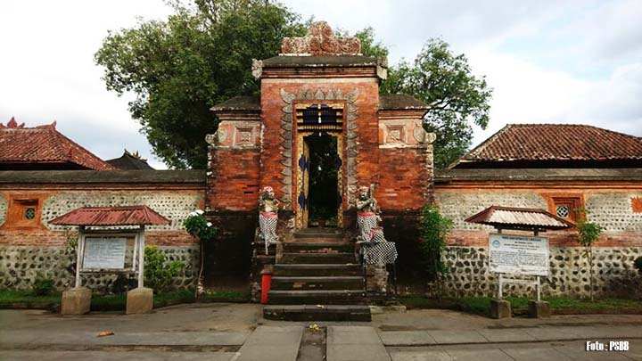 Kampung Adat Lingsar