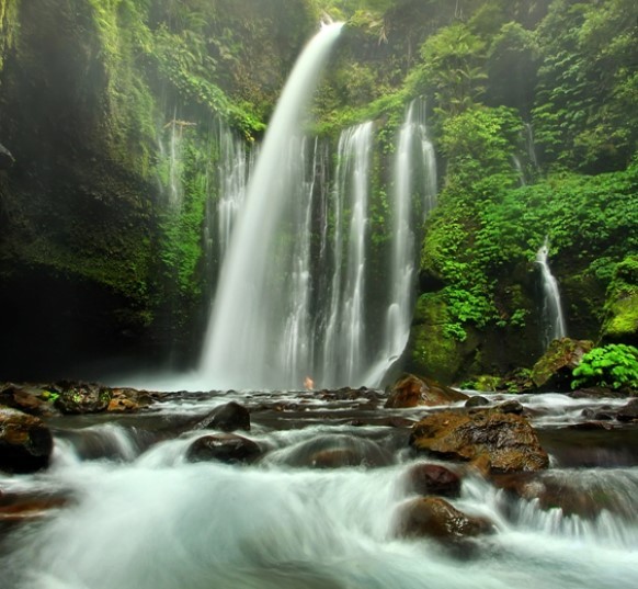 Air terjun tiu kelep